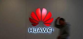 HUAWEI and the Phallus of Clouds